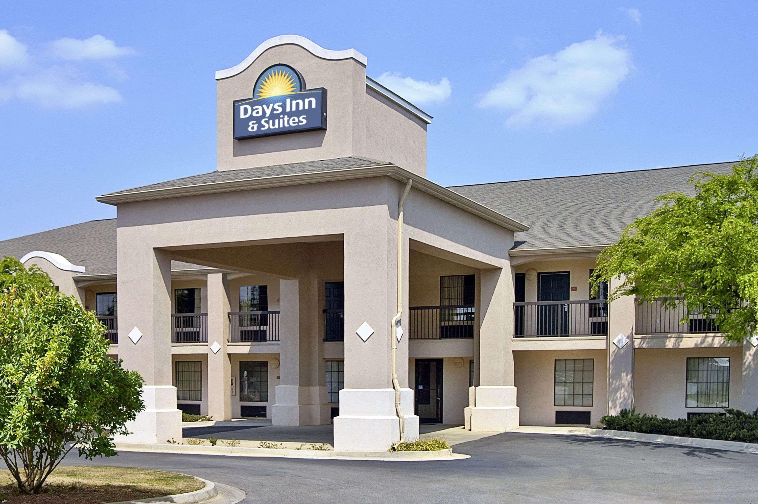 Days Inn & Suites By Wyndham Fort Valley Kültér fotó