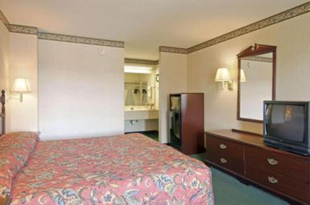 Days Inn & Suites By Wyndham Fort Valley Kültér fotó