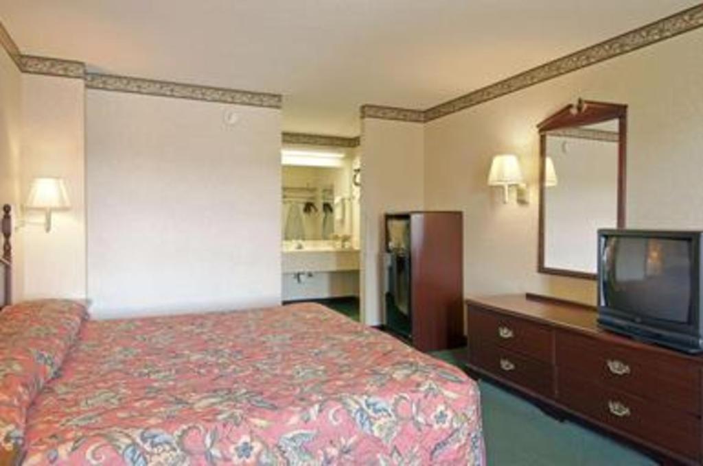 Days Inn & Suites By Wyndham Fort Valley Kültér fotó