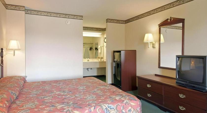Days Inn & Suites By Wyndham Fort Valley Kültér fotó