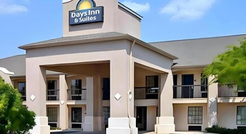 Days Inn & Suites By Wyndham Fort Valley Kültér fotó