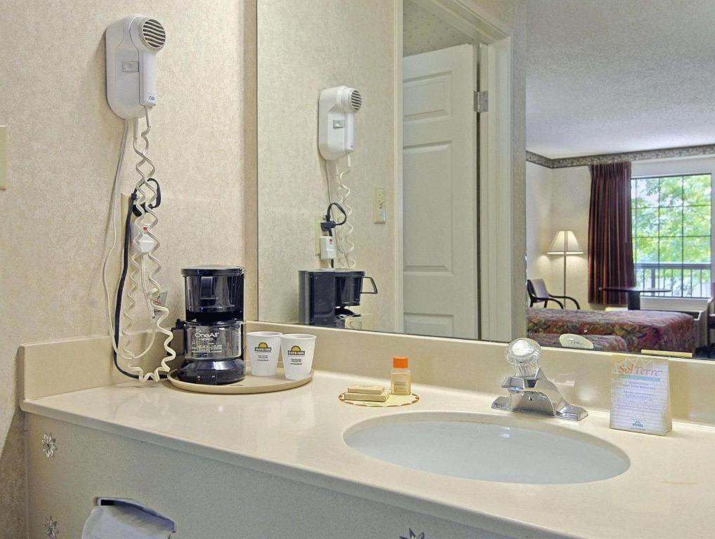 Days Inn & Suites By Wyndham Fort Valley Kültér fotó